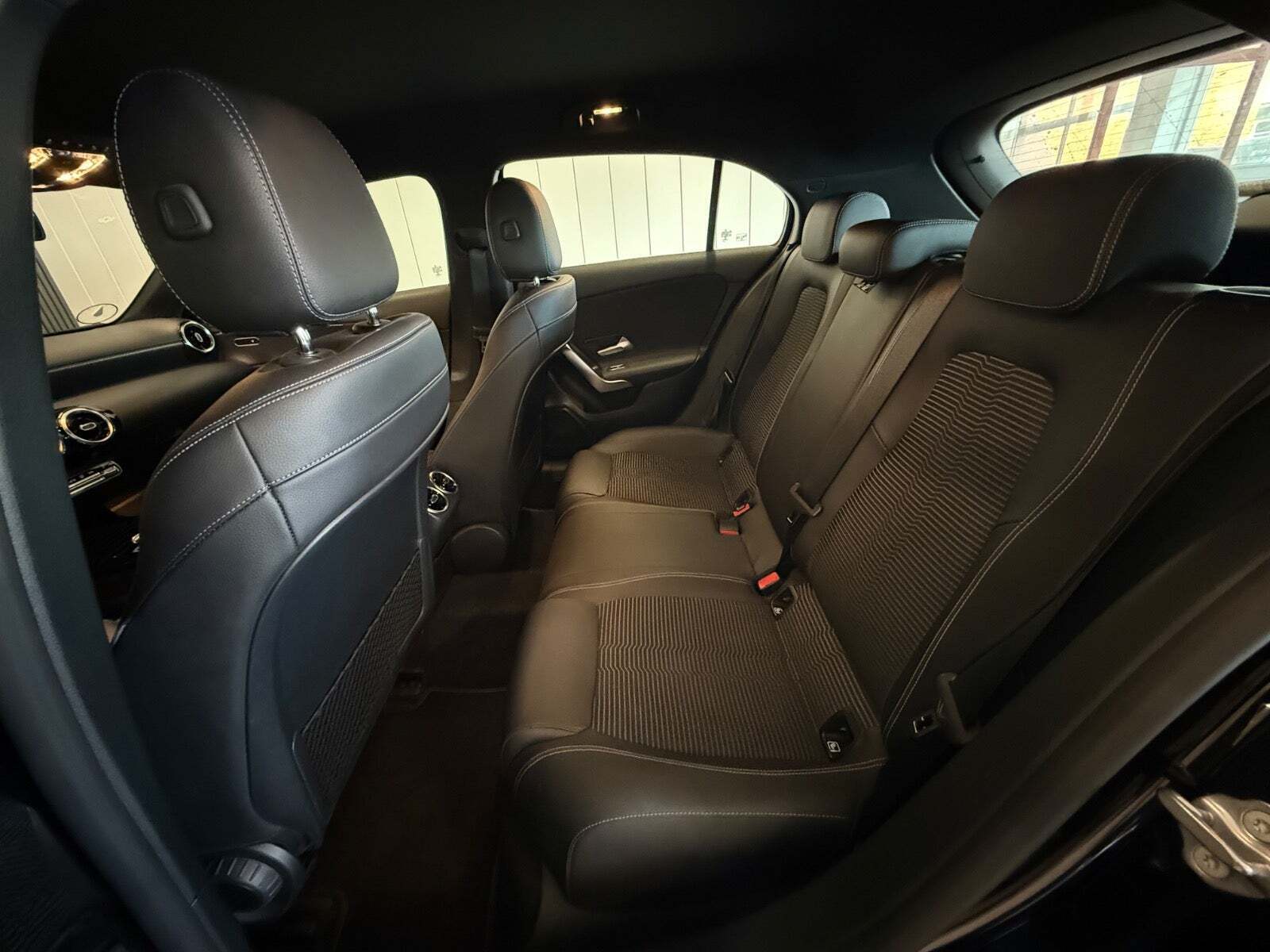 Sort Mercedes A200 fra 2018