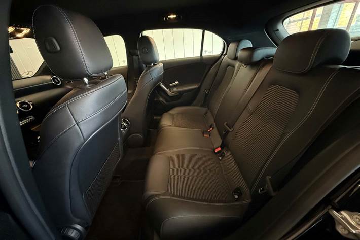 Sort Mercedes A200 fra 2018