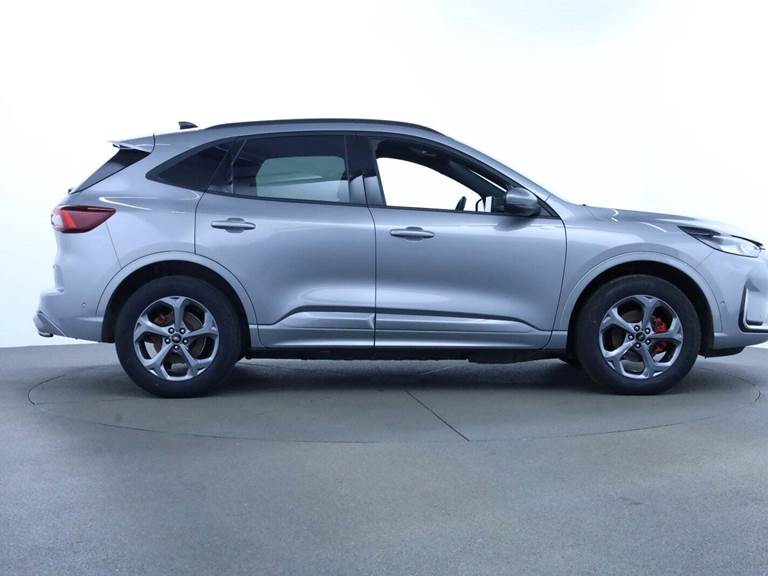 Ford Kuga 2,5 PHEV ST-Line X CVT