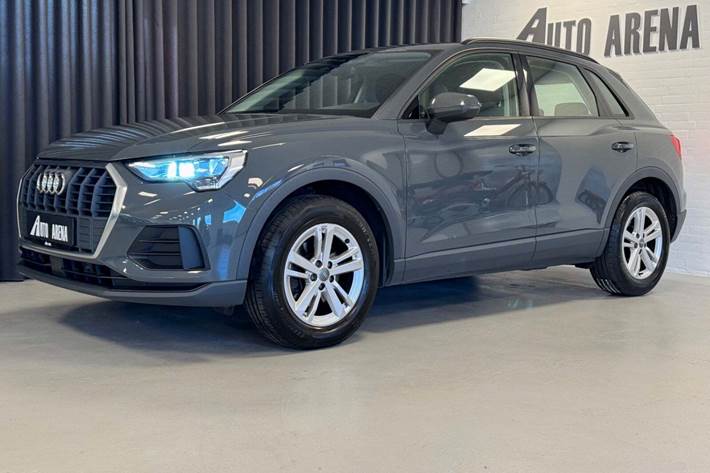 Grå Audi Q3 fra 2019