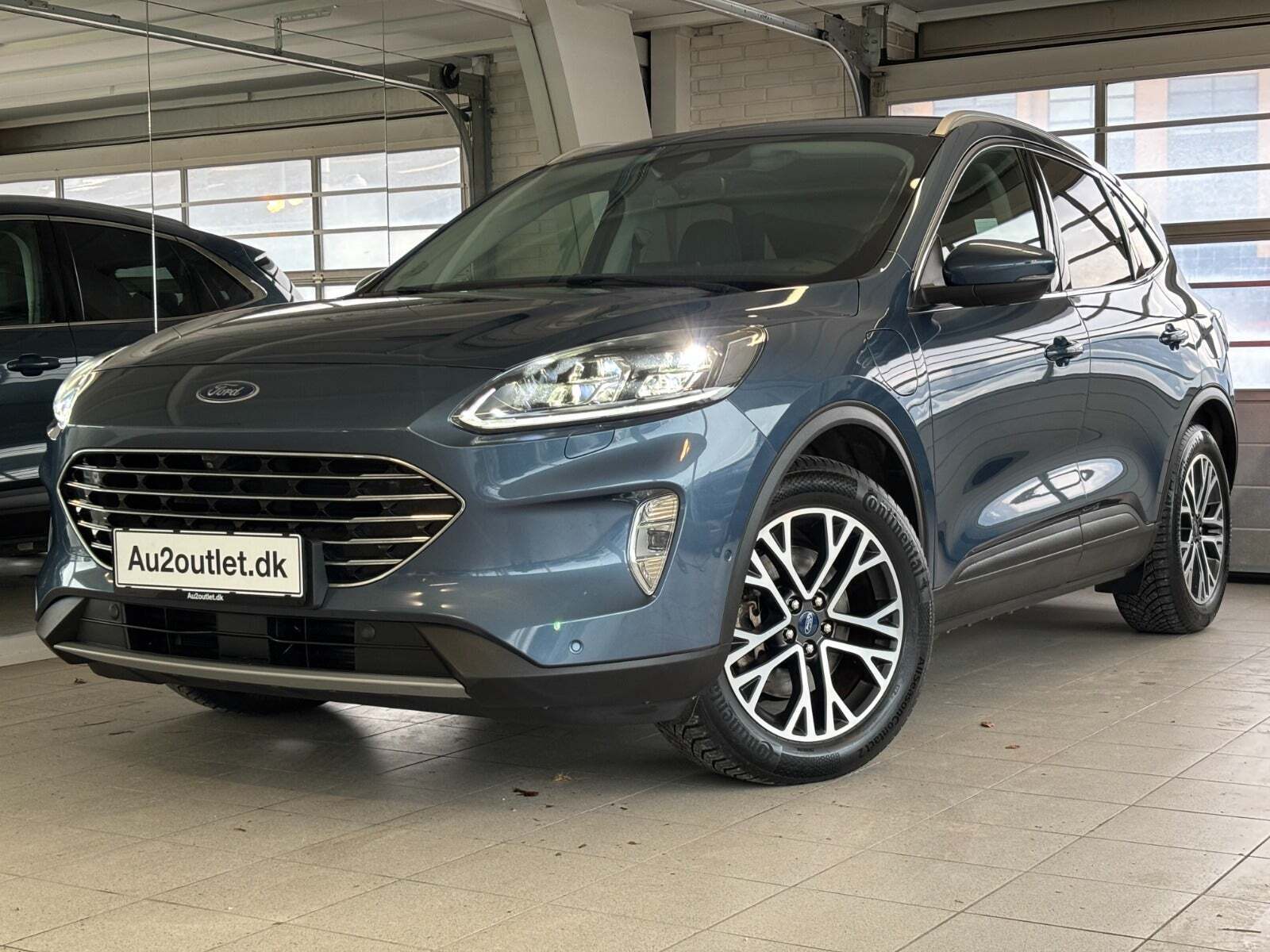Ford Kuga 2,5 PHEV Titanium X CVT