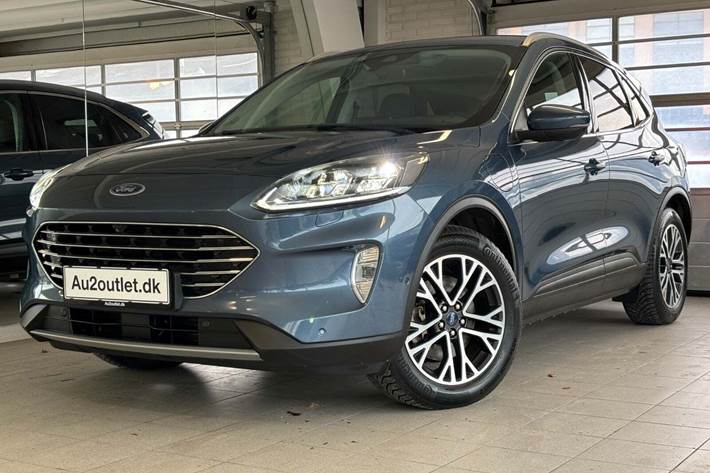 Blå Ford Kuga fra 2020