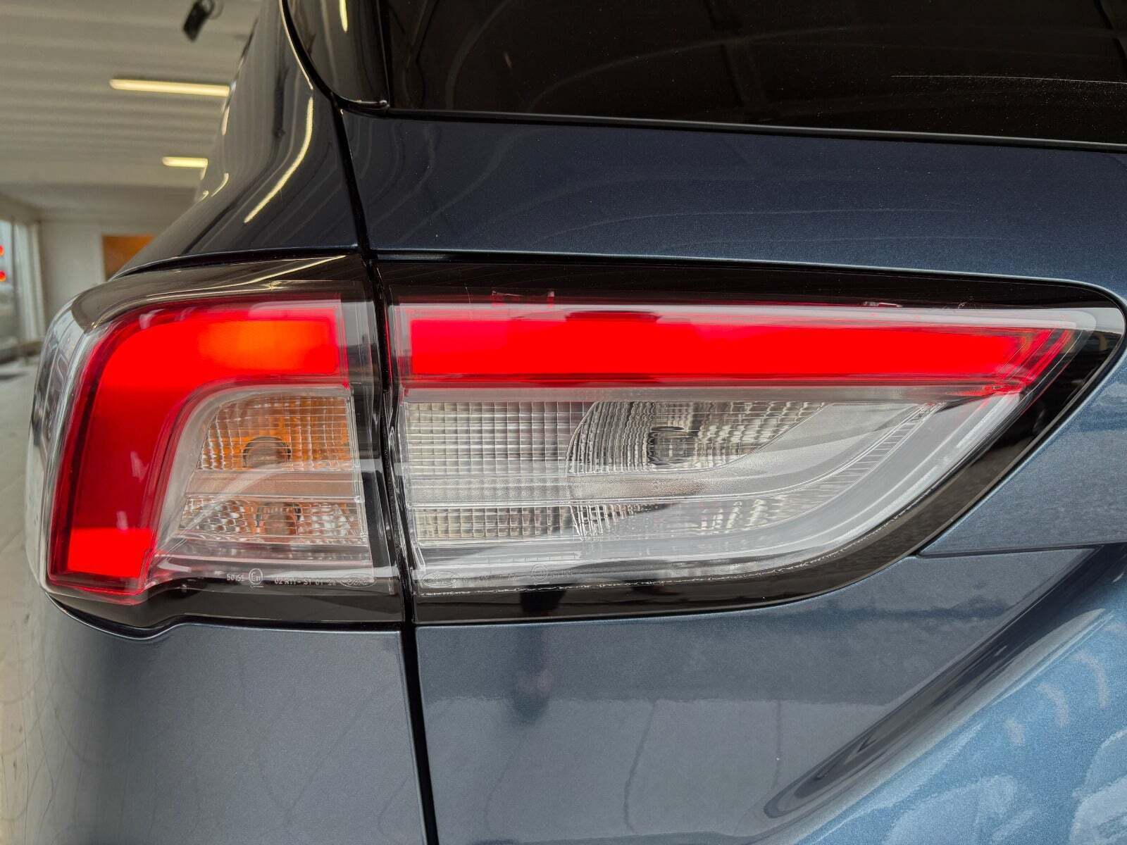 Ford Kuga 2,5 PHEV Titanium X CVT