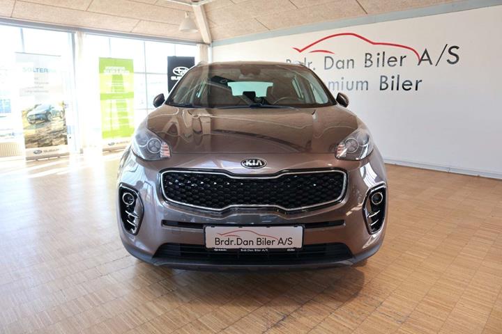 Brun Kia Sportage fra 2018 set udefra