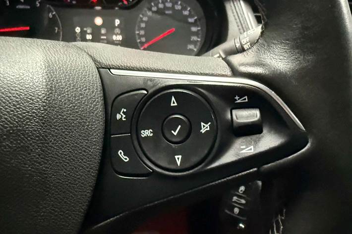 Blå Opel Grandland X fra 2021