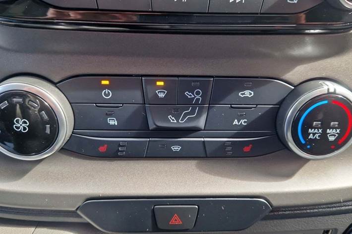 Hvid Ford Transit Custom 300 L1 fra 2023