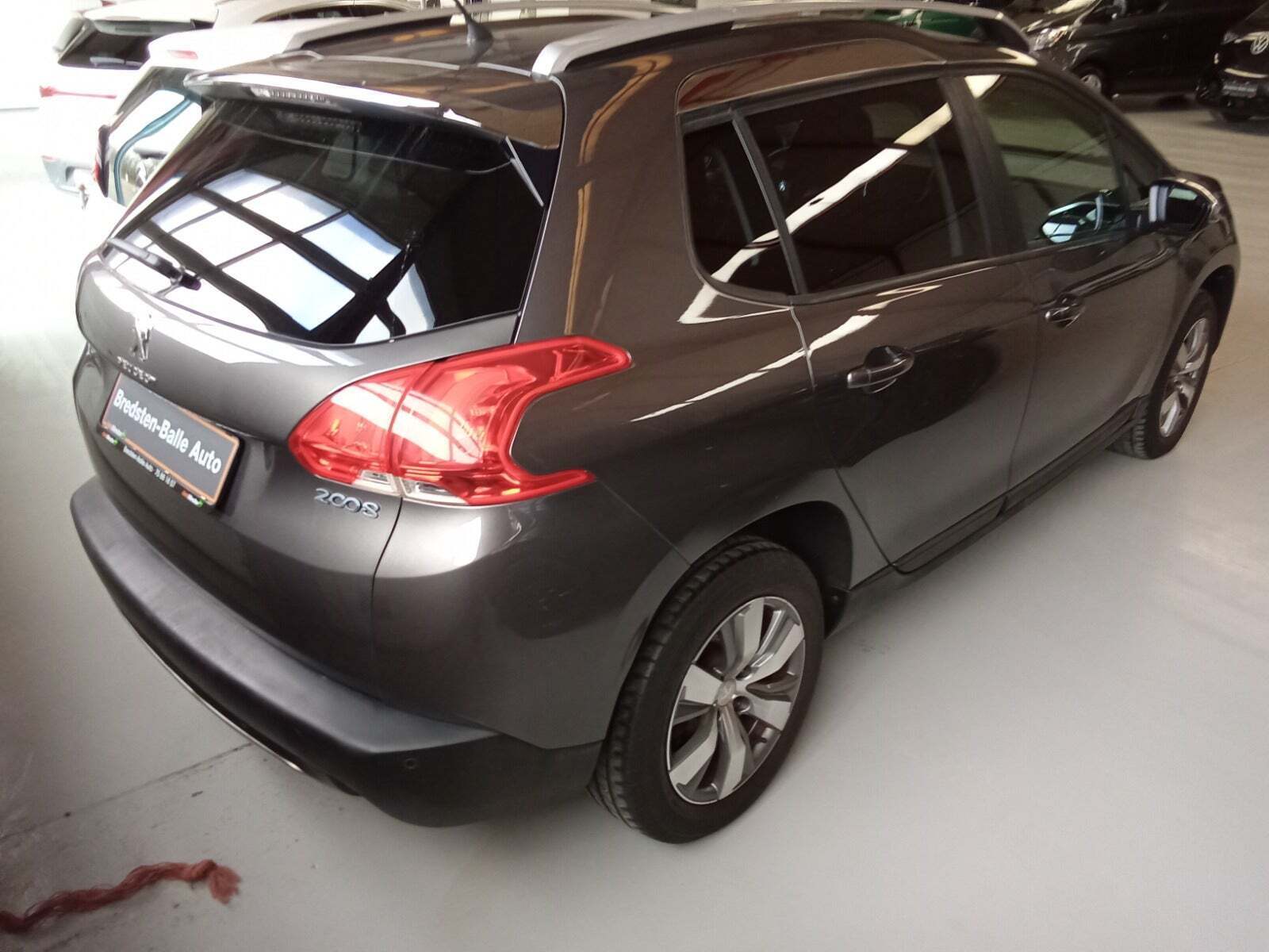 Peugeot 2008 1,2 VTi 82 Allure