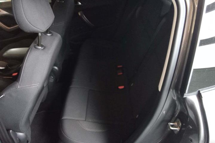 undefined Peugeot 2008 fra 2016