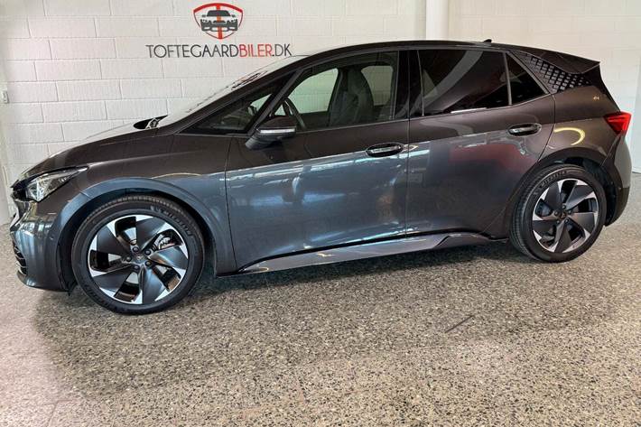 Grå Cupra Born fra 2024