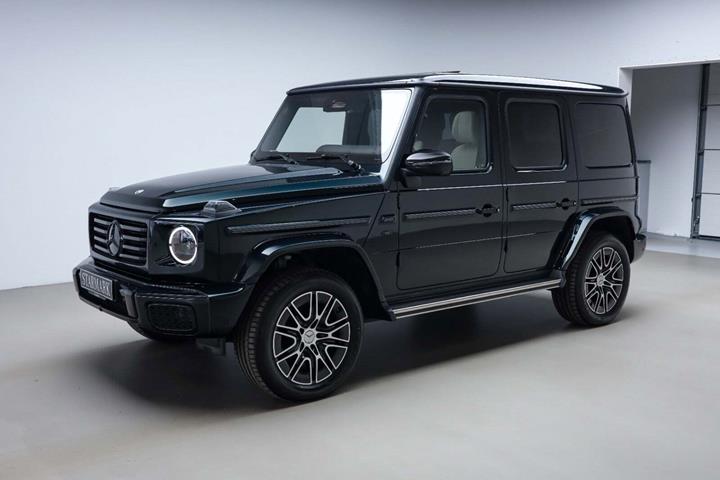 Grøn Mercedes G580 fra 2025