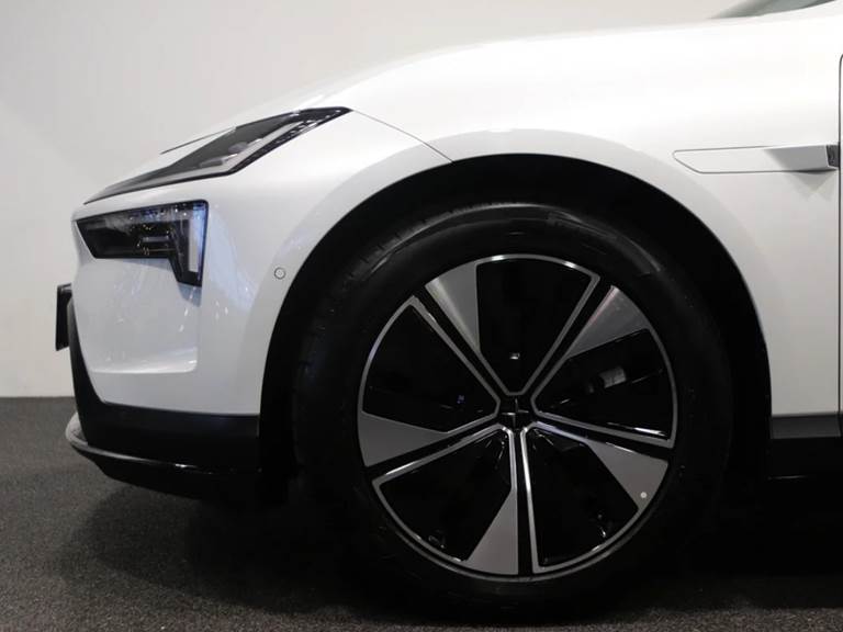 Polestar 4 Long Range AWD