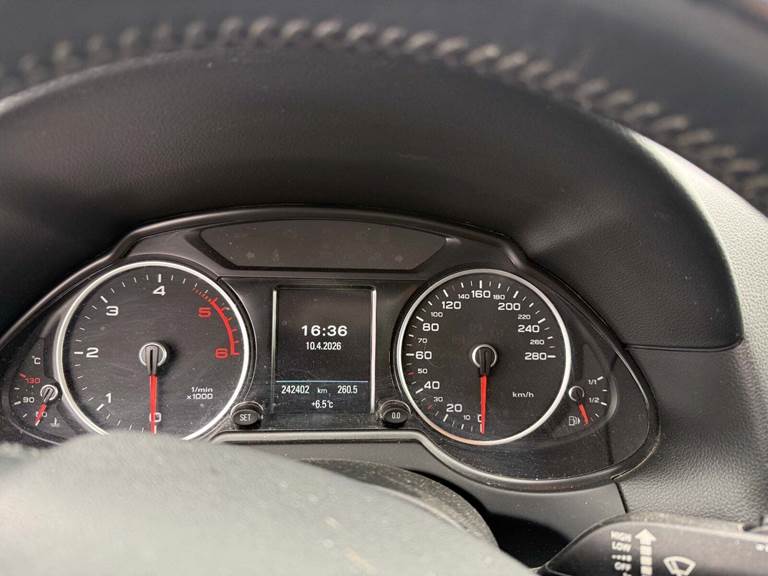 Audi Q5 2,0 TDi 150 Van