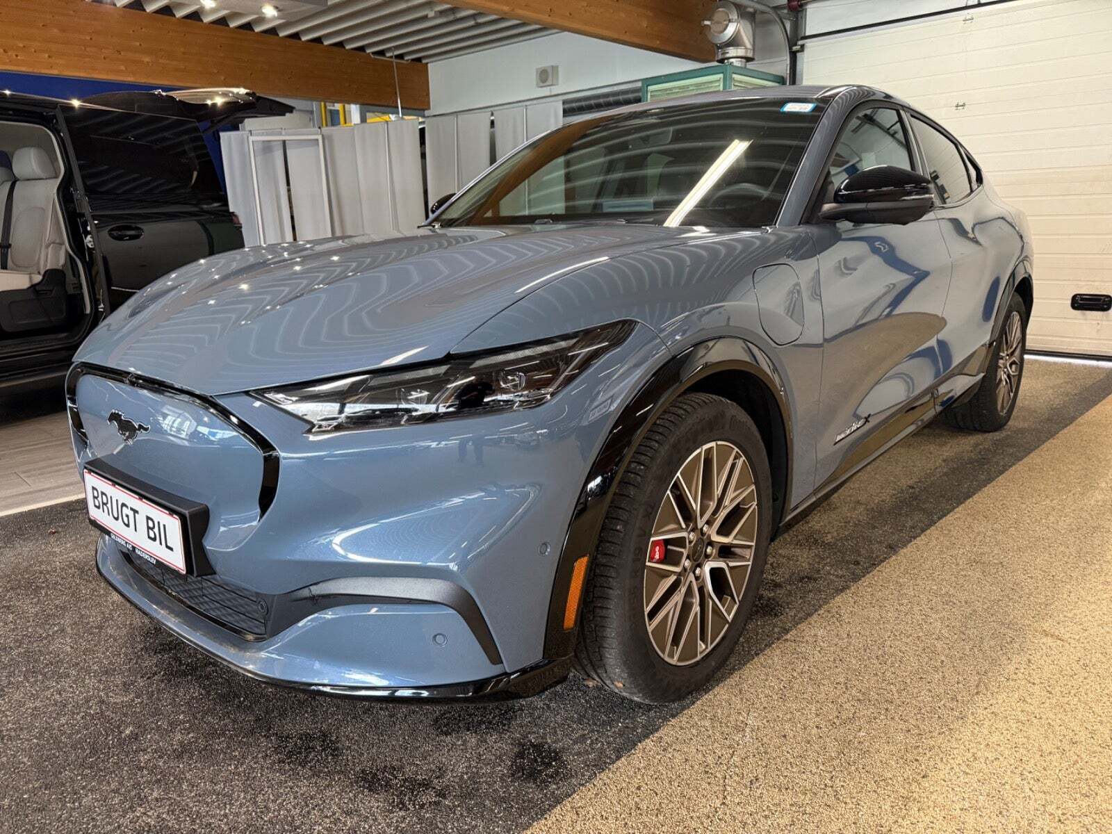 Ford Mustang Mach-E 88 Premium Extended Range