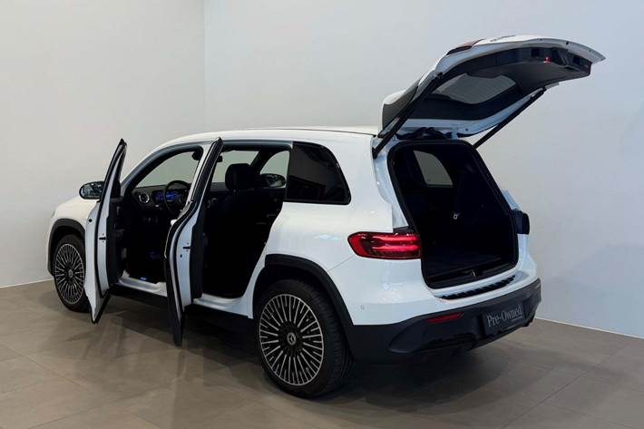 Hvid Mercedes EQB250+ fra 2025