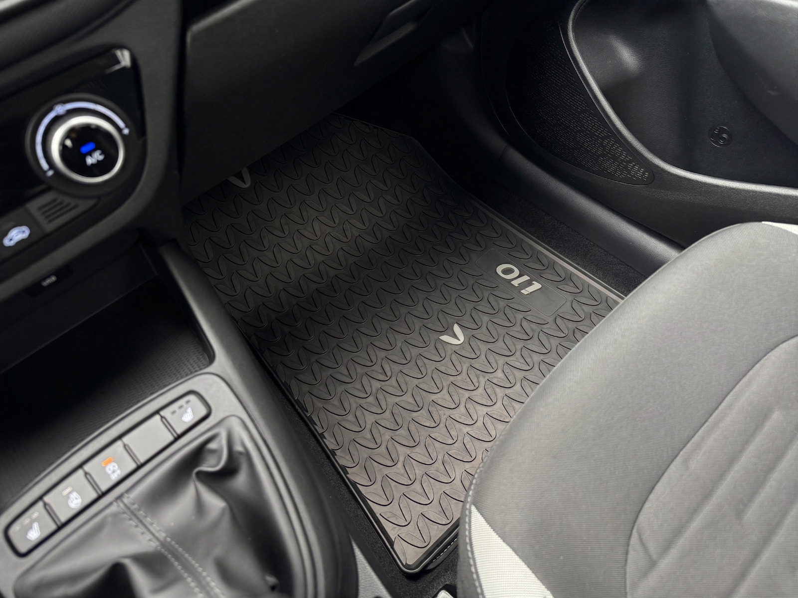 Sort Hyundai i10 fra 2021