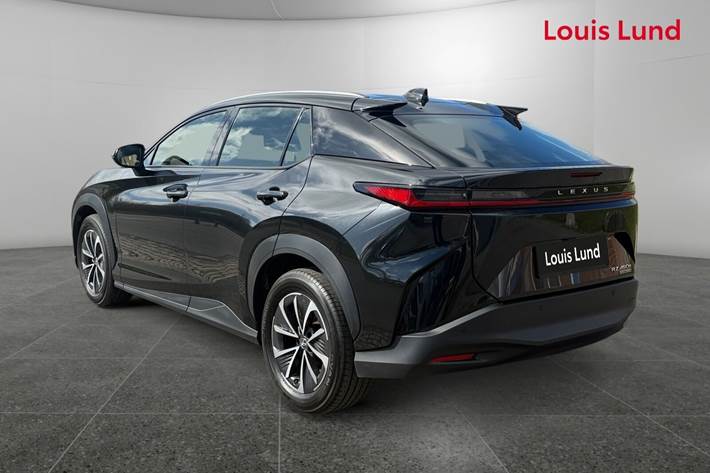 Sort Lexus RZ fra 2024