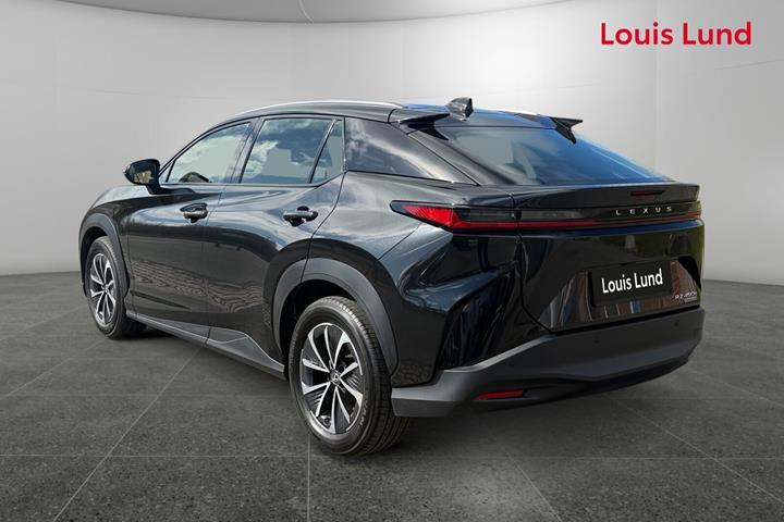 Sort Lexus RZ fra 2024