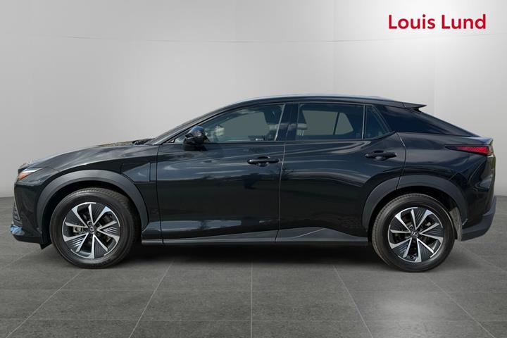 Sort Lexus RZ fra 2024