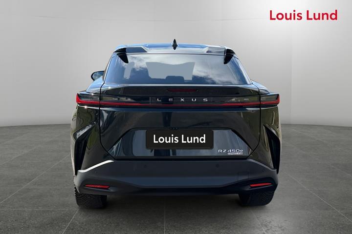 Sort Lexus RZ fra 2024