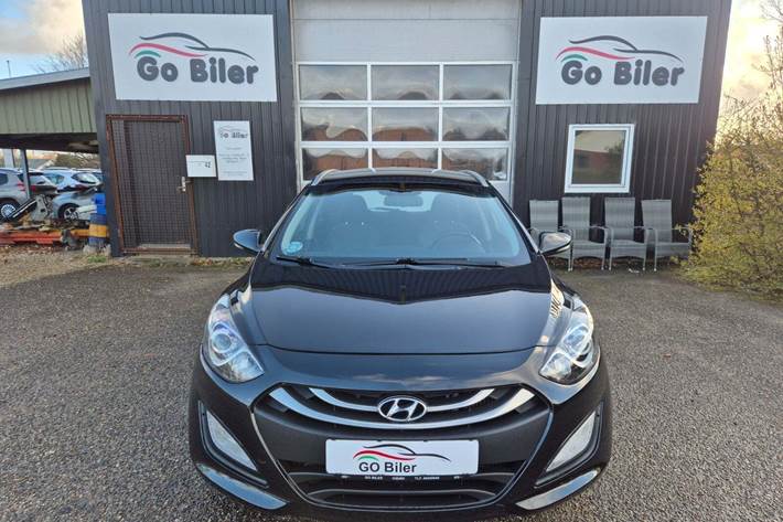 Grøn Hyundai i30 fra 2015