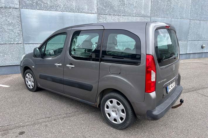 undefined Peugeot Partner fra 2010