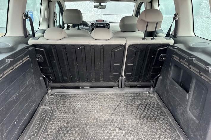 undefined Peugeot Partner fra 2010