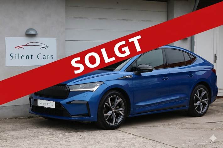 Blå Skoda Enyaq fra 2023 set udefra