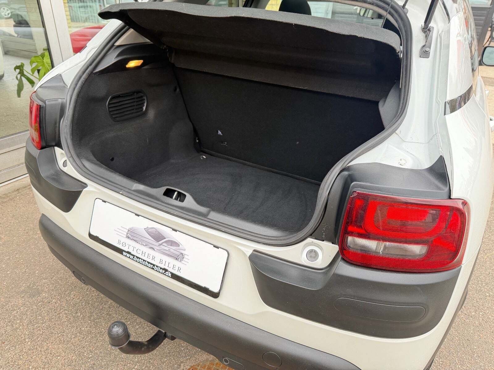Hvid Citroën C4 Cactus fra 2015