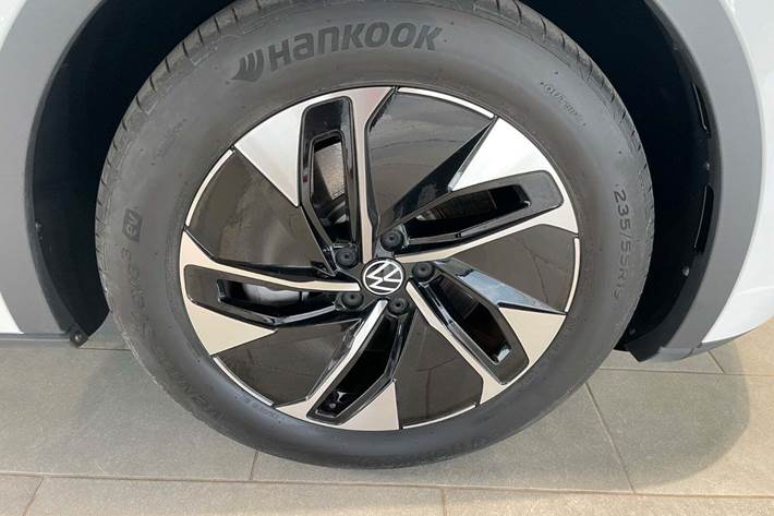 Hvid VW ID.5 fra 2024