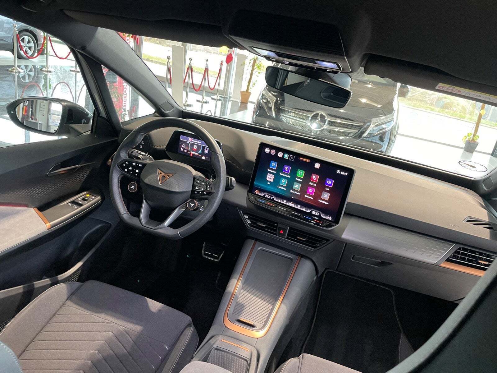 Hvid Cupra Born fra 2025