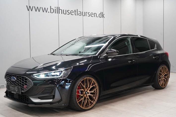 Sort Ford Focus fra 2023