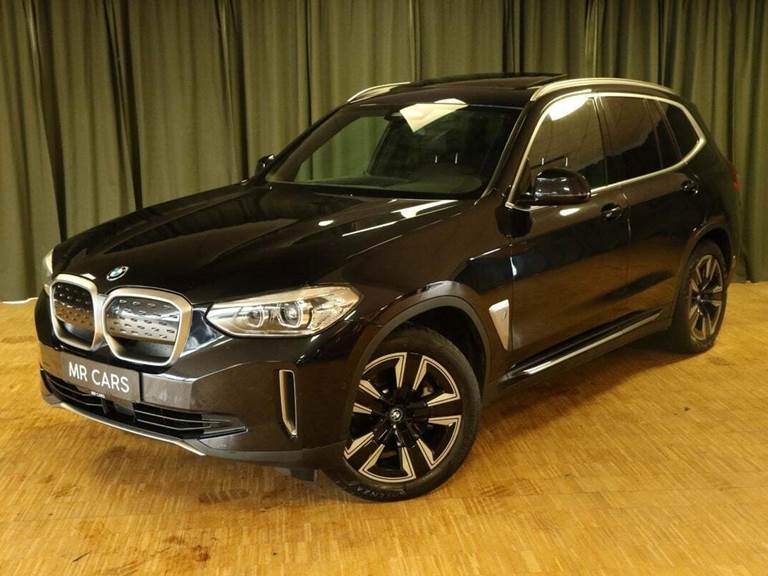 BMW iX3 Charged
