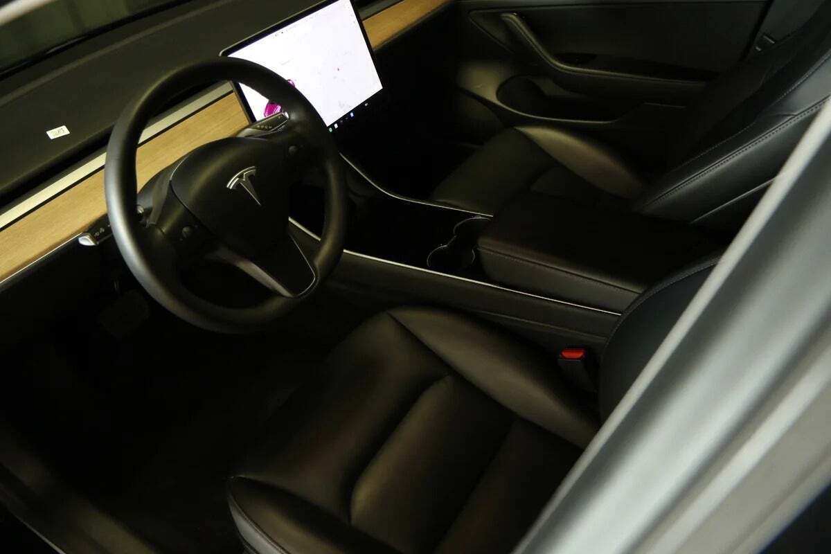 Tesla Model 3 Standard Range+ RWD