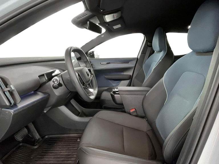 Volvo EX30 Extended Range Plus