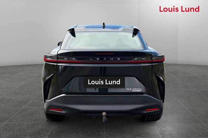 Sort Lexus RZ fra 2024
