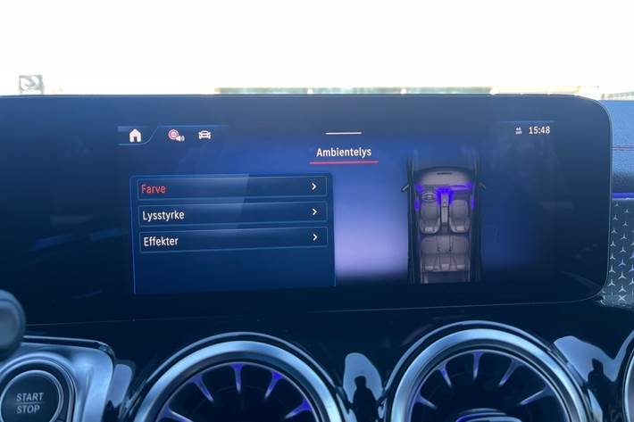 Sort Mercedes EQB250+ fra 2025