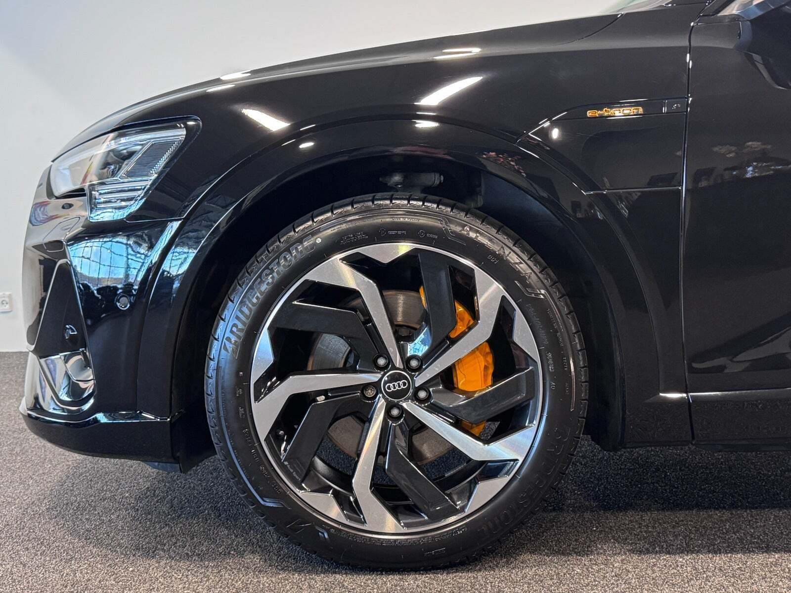 Audi e-tron 50 quattro