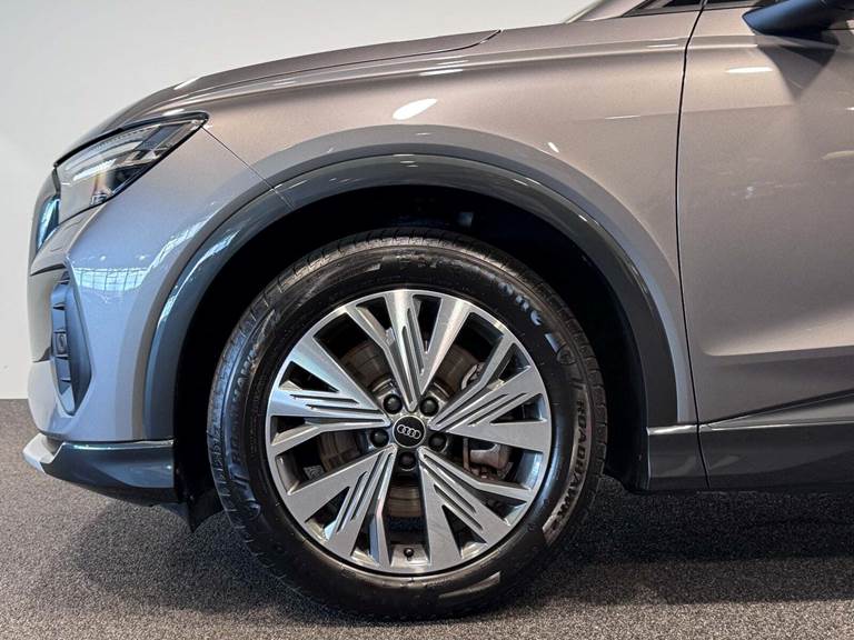 Audi Q4 e-tron 40 Advanced