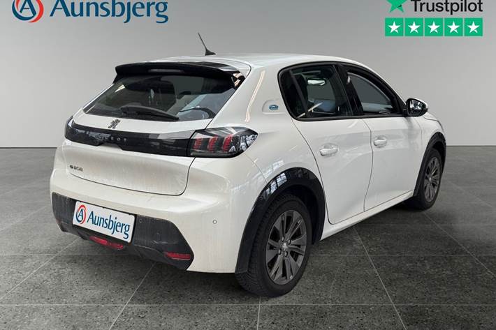 Hvid Peugeot e-208 fra 2020