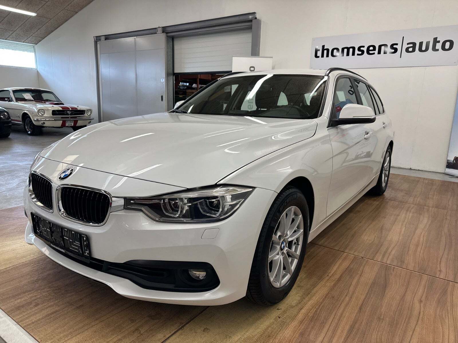 Hvid BMW 320d fra 2019