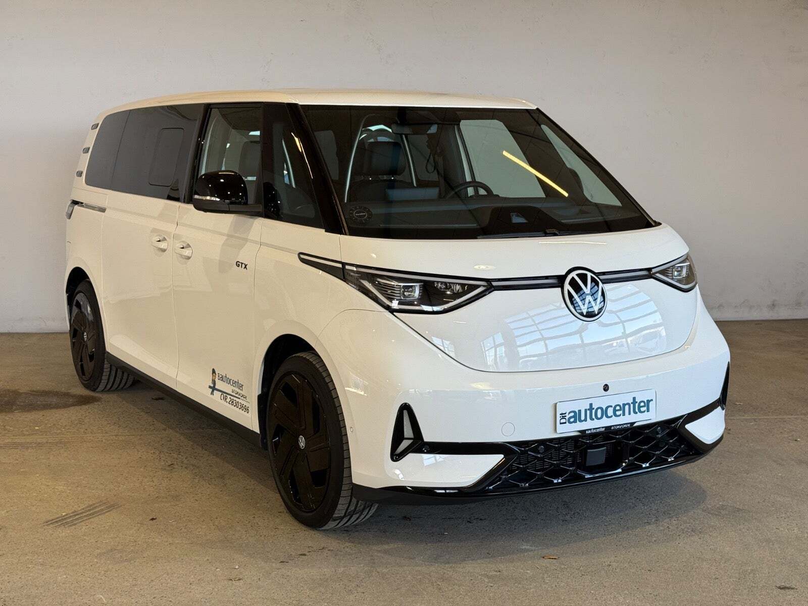 VW ID.Buzz 86 GTX 4Motion LWB Van