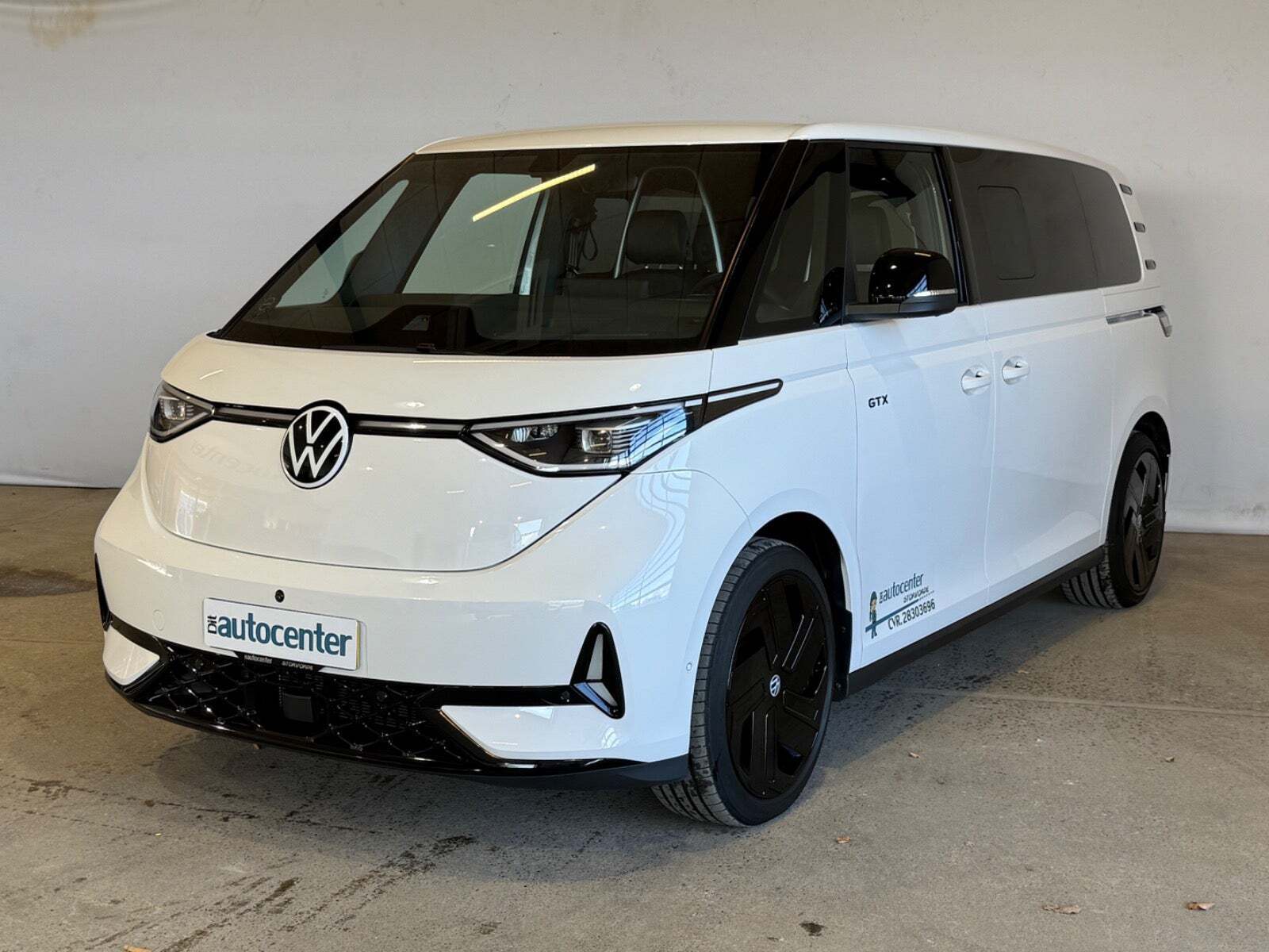 VW ID.Buzz 86 GTX 4Motion LWB Van