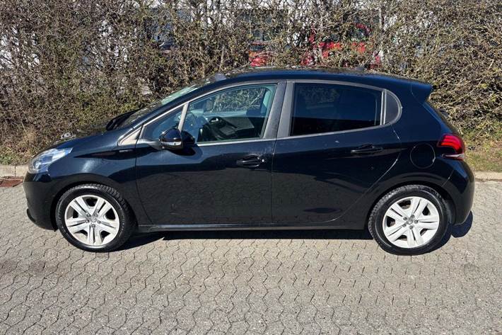 undefined Peugeot 208 fra 2019