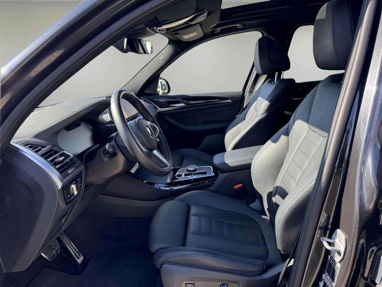 BMW iX3 Charged Plus M-Sport