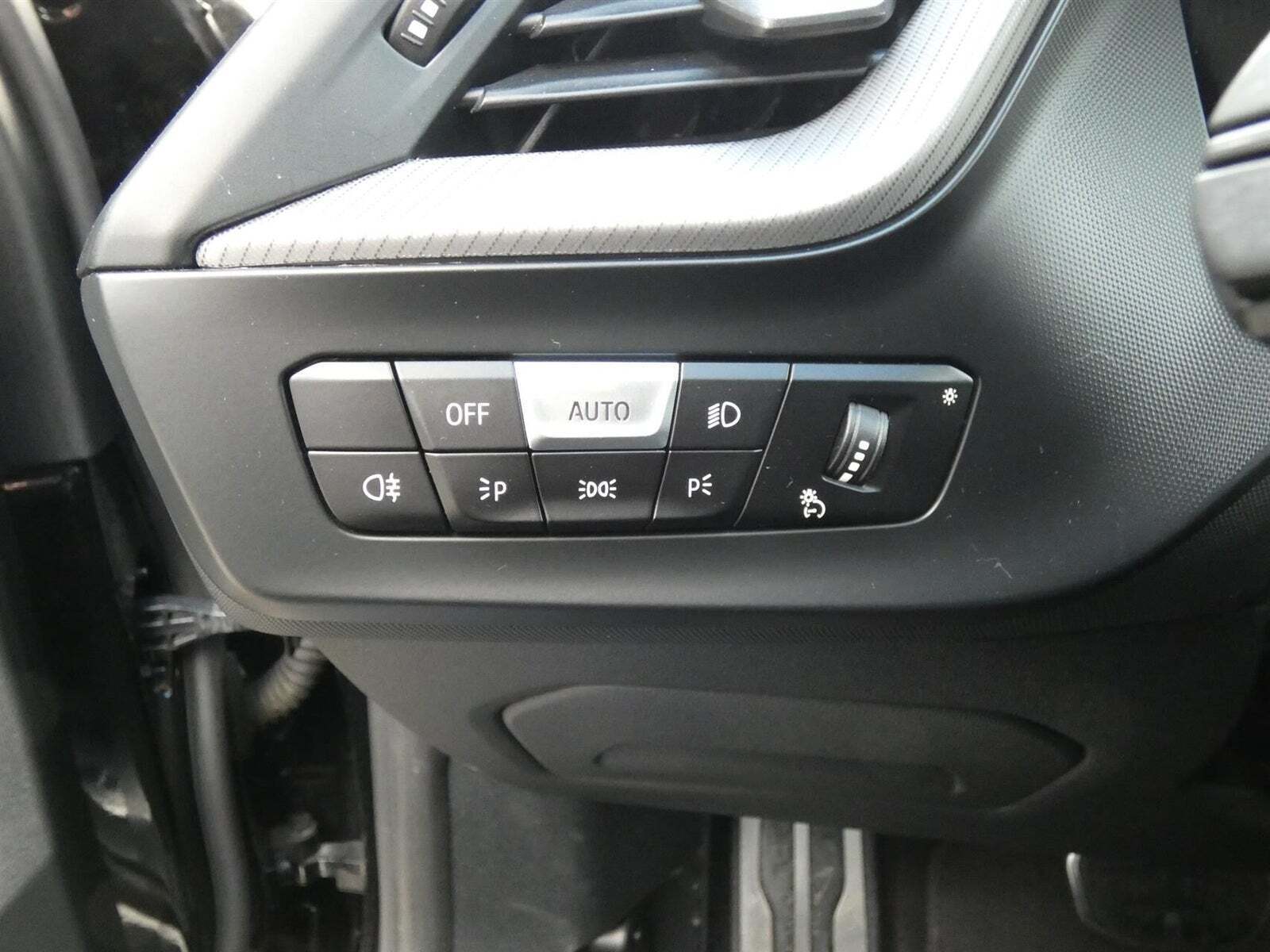 Sort BMW M135i fra 2020