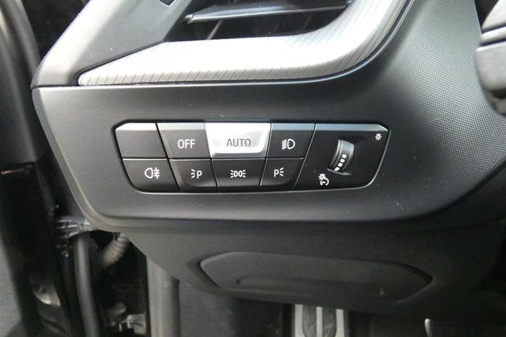 Sort BMW M135i fra 2020