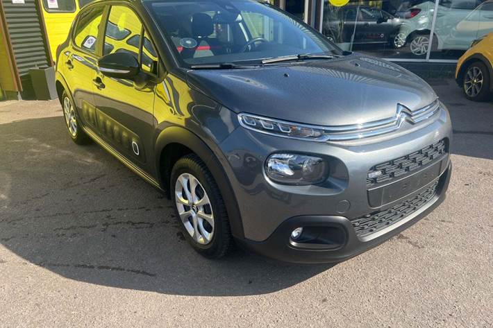 Grå Citroën C3 fra 2017