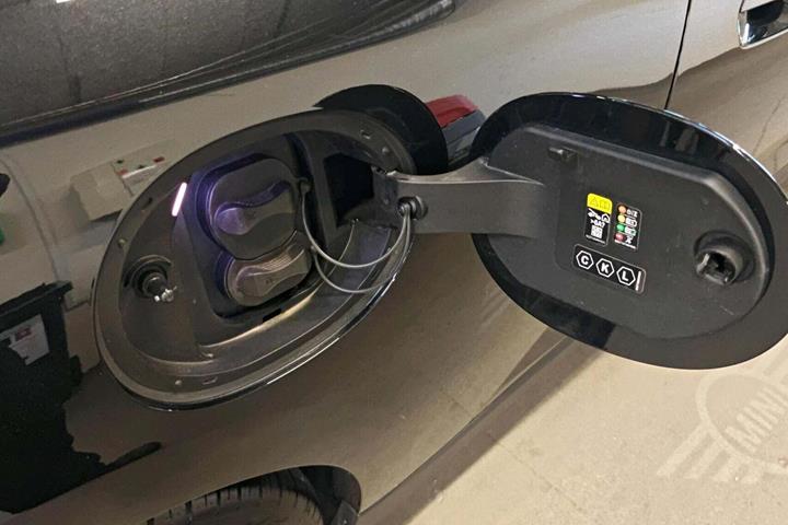 Sort Mini Cooper SE fra 2024