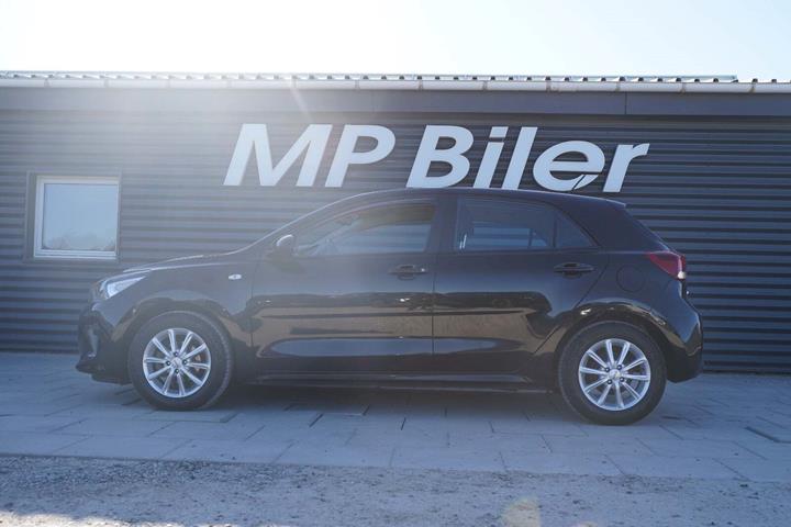 Sort Kia Rio fra 2017