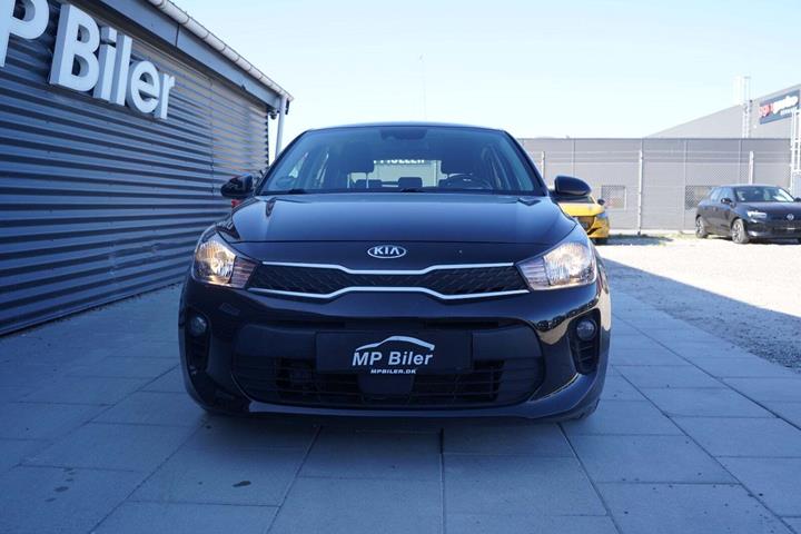 Sort Kia Rio fra 2017